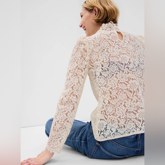 NWT - Gap Puff Sleeve Ruffle Neck Lace Top in Chino Beige - Size L - Picture 4 of 5